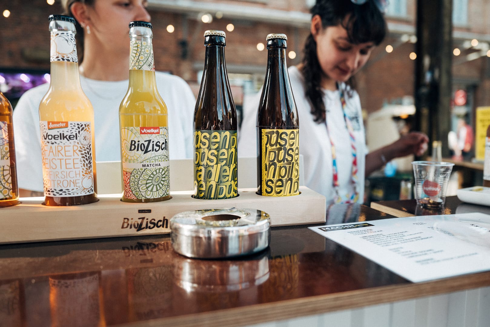 DÜSEN Flaschen auf dem MACHN Festival23